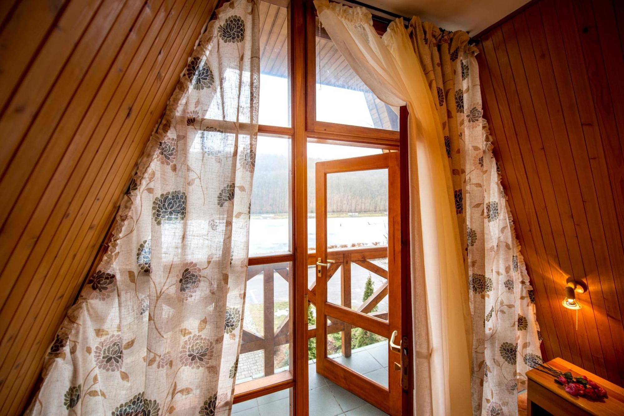 Buhta Vikingiv Hotell Vodniki Rom bilde